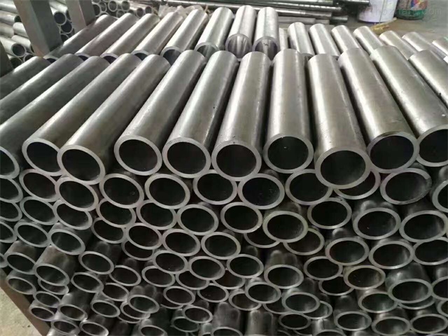 聂荣30CrMo精密无缝钢管